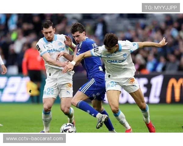 马赛2-2斯特拉斯堡：补时点球失分暴露球队防守专注度问题